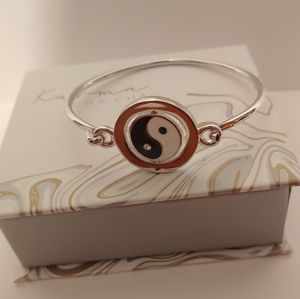 Yin Yang Spinning Karma Cha Cha Bracelet